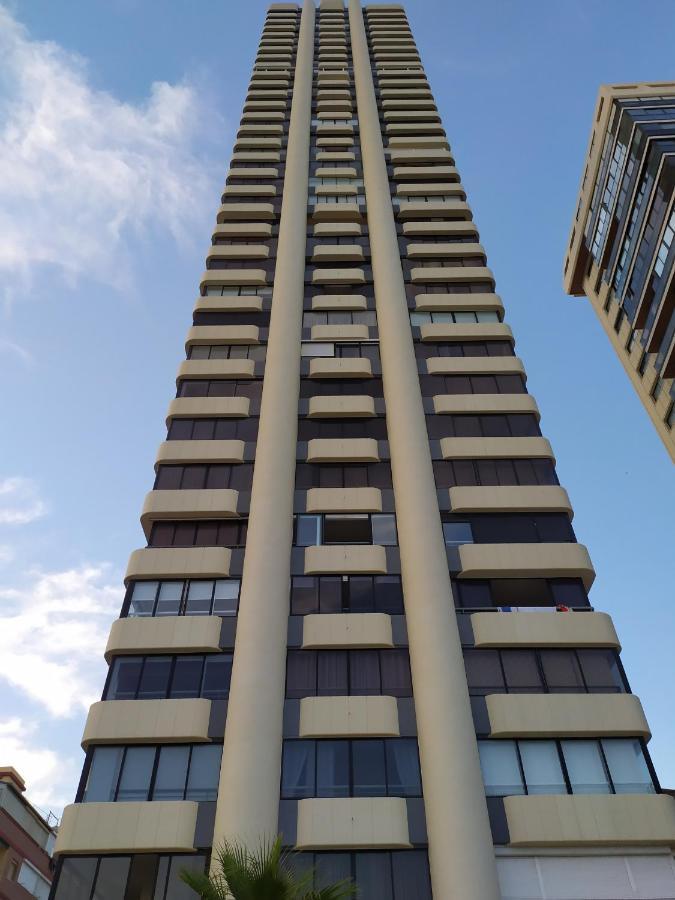 Luminoso Apartamento en Primera Línea de Playa Benidorm Exterior foto